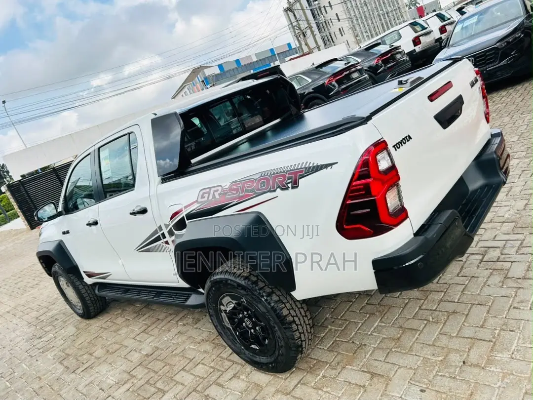 New Toyota Hilux GR-S 2026 White
