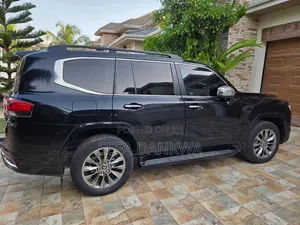 Toyota Land Cruiser 2025 Black