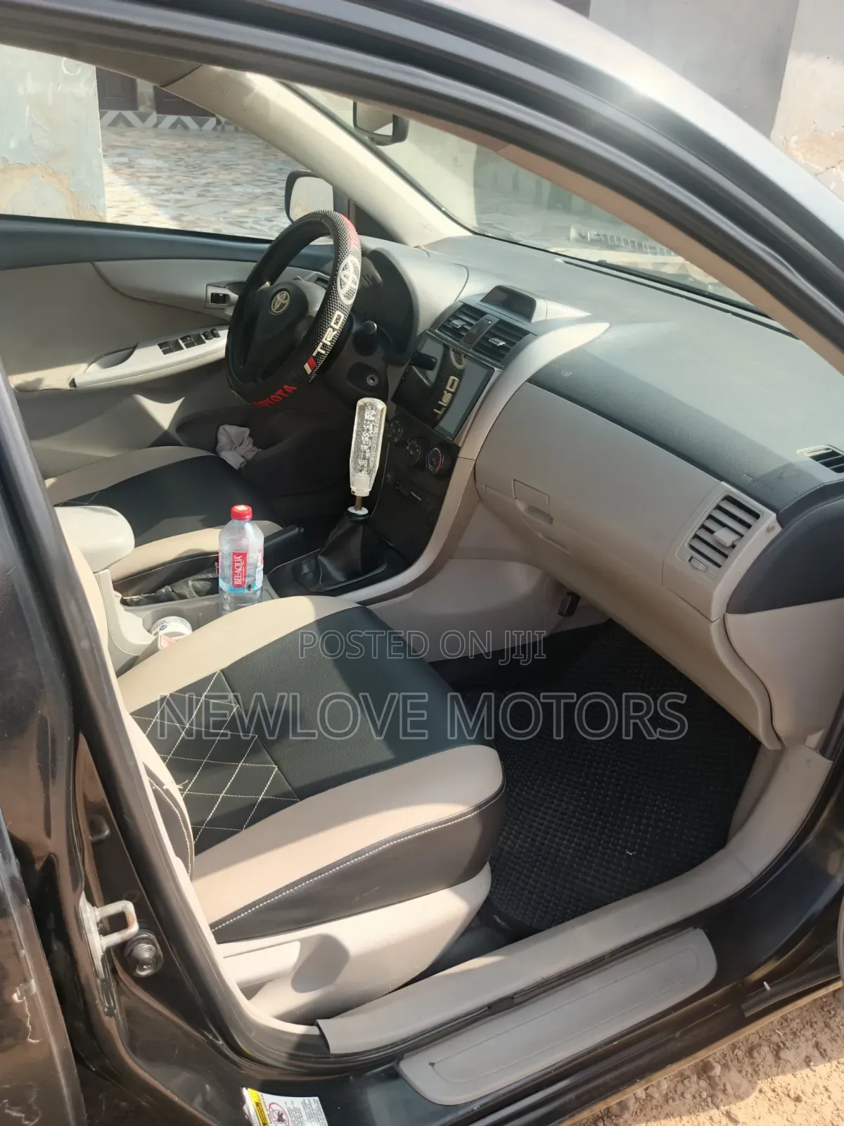 Toyota Corolla S 5-Speed 2013 Black