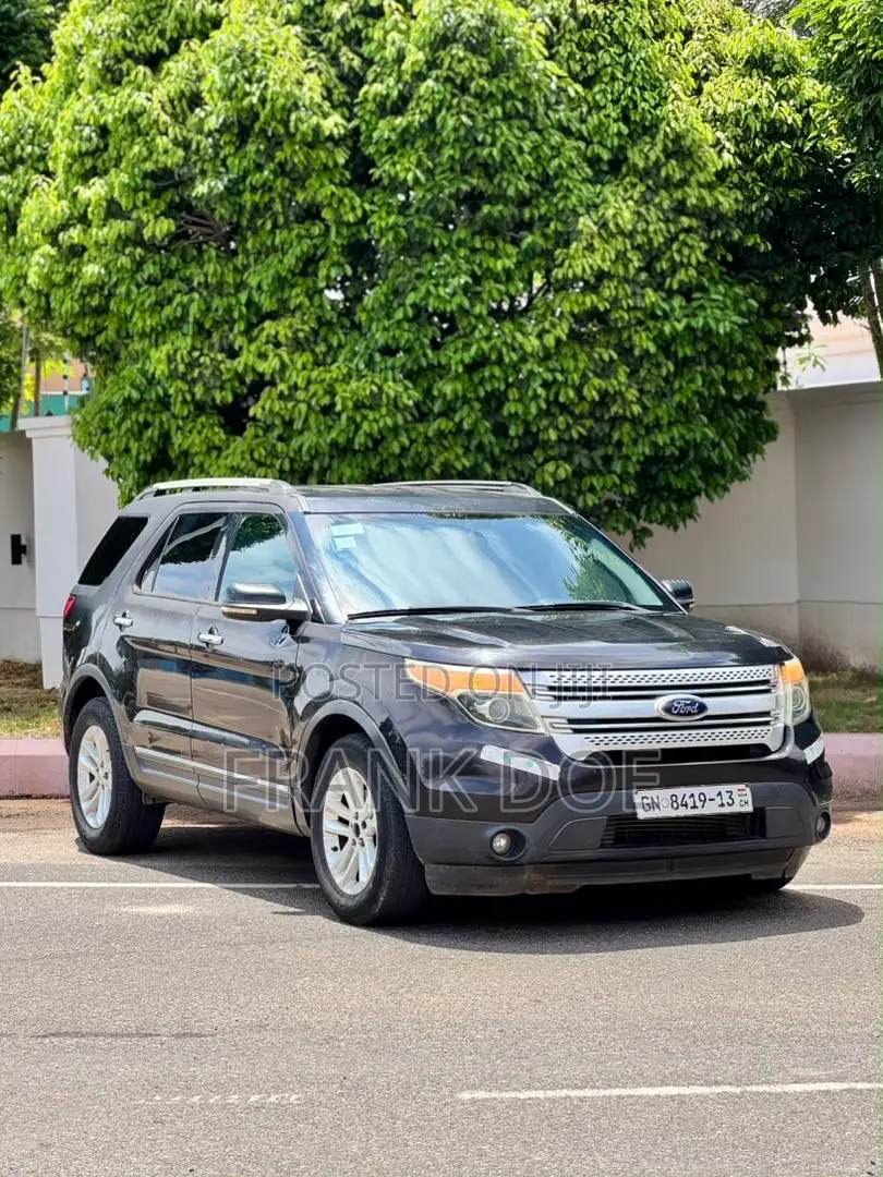Ford Explorer Base 4dr FWD (3.5L 6cyl 6A) 2013 Burgundy