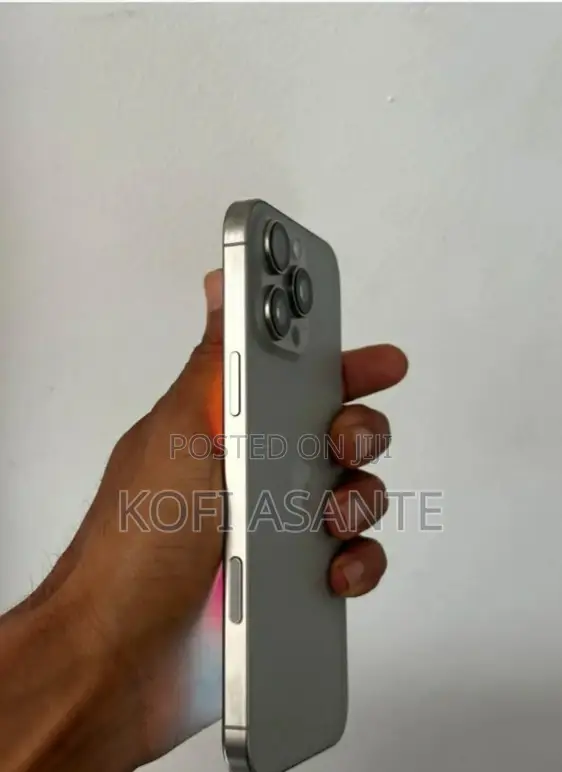 Apple iPhone 16 Pro Max 256 GB Silver