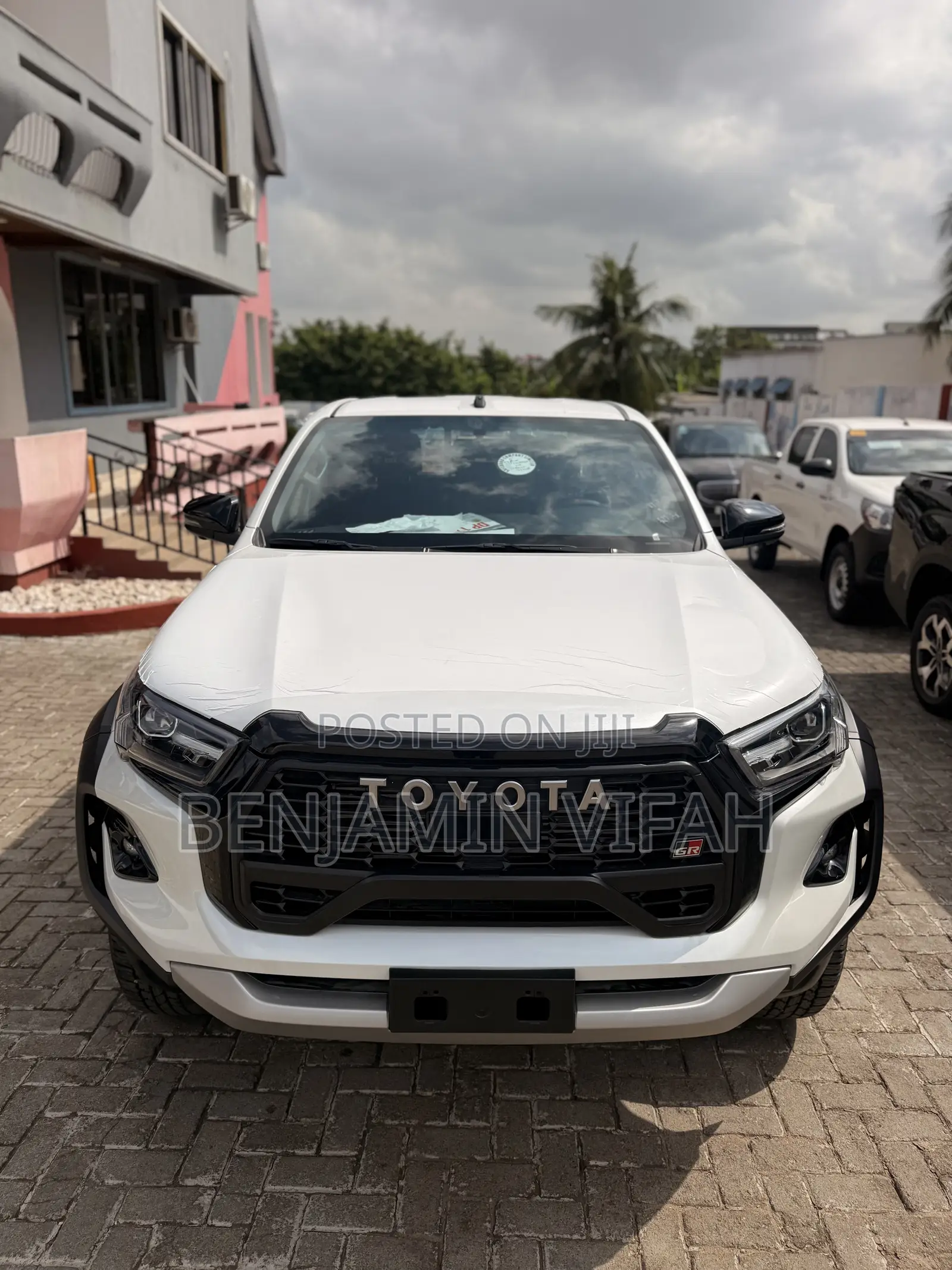 New Toyota Hilux 2026 White