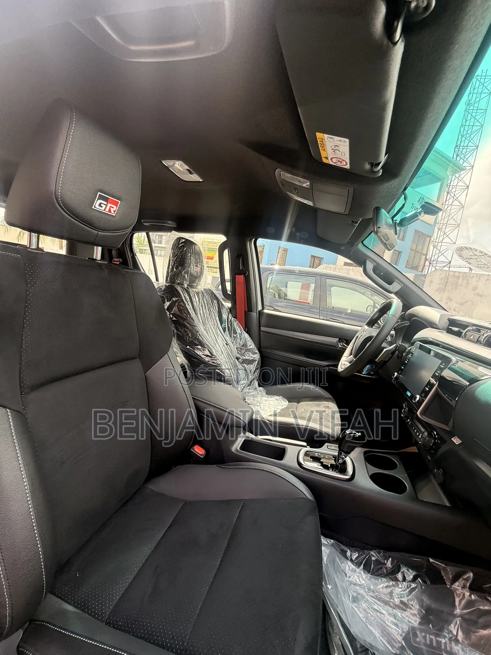 New Toyota Hilux 2026 White