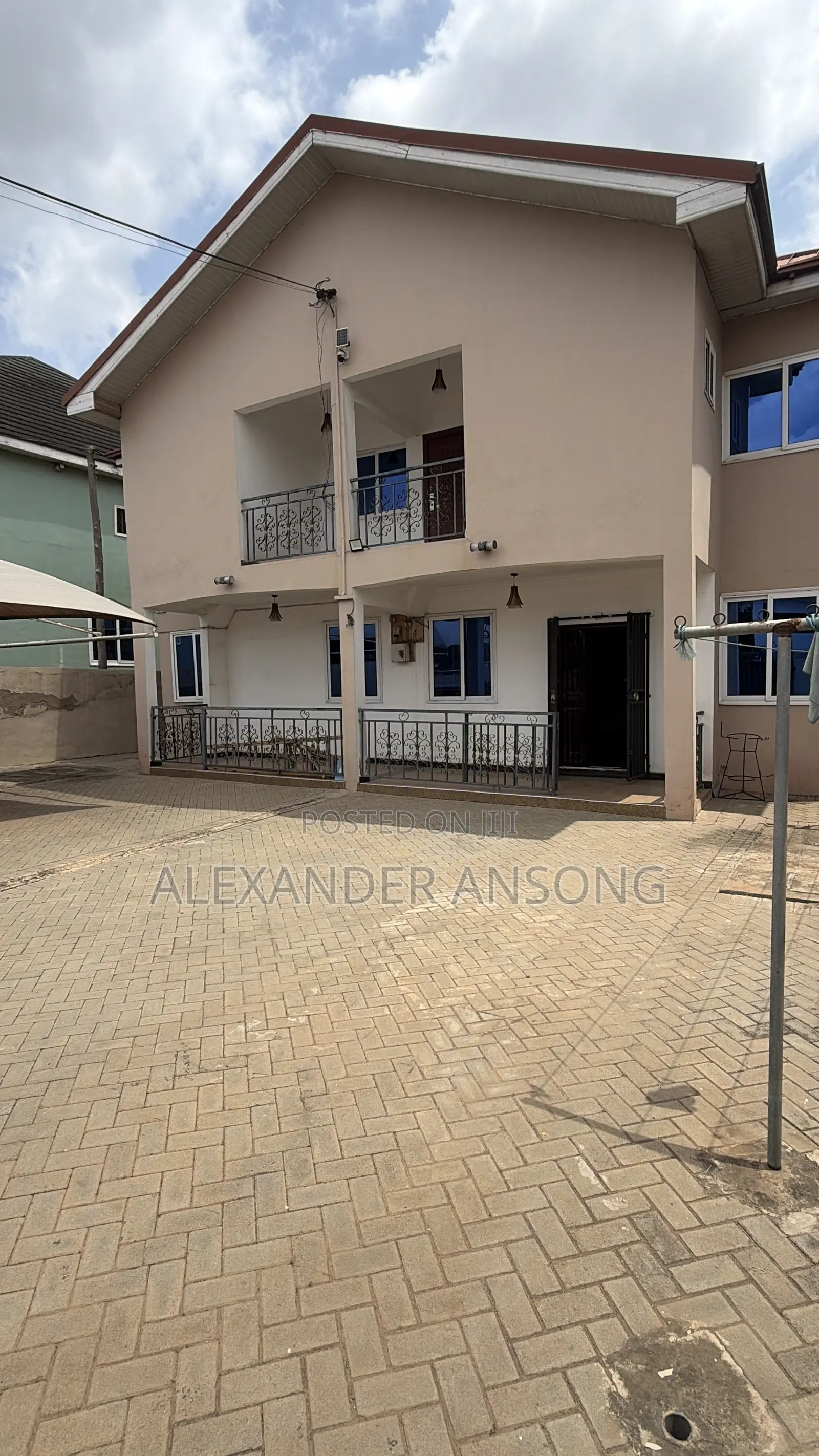 5bdrm House in Mile 7 for rent