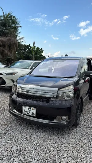 Toyota Voxy 2012 Black