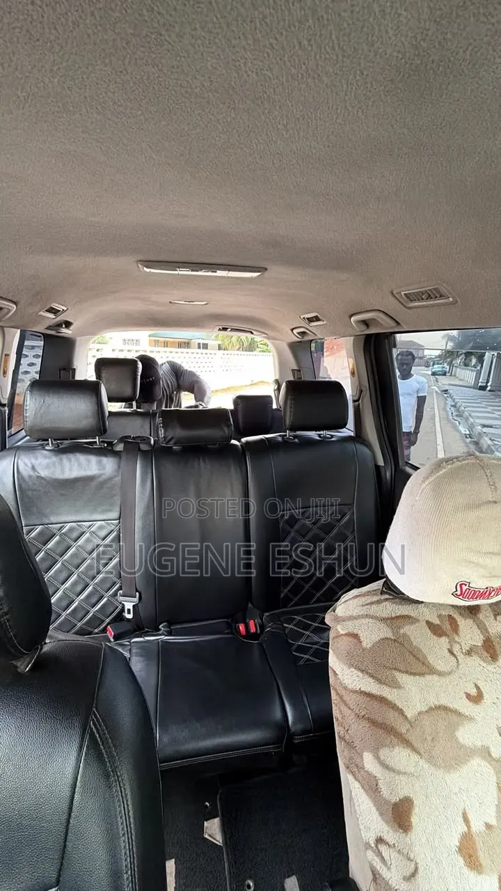 Toyota Voxy 2012 Black