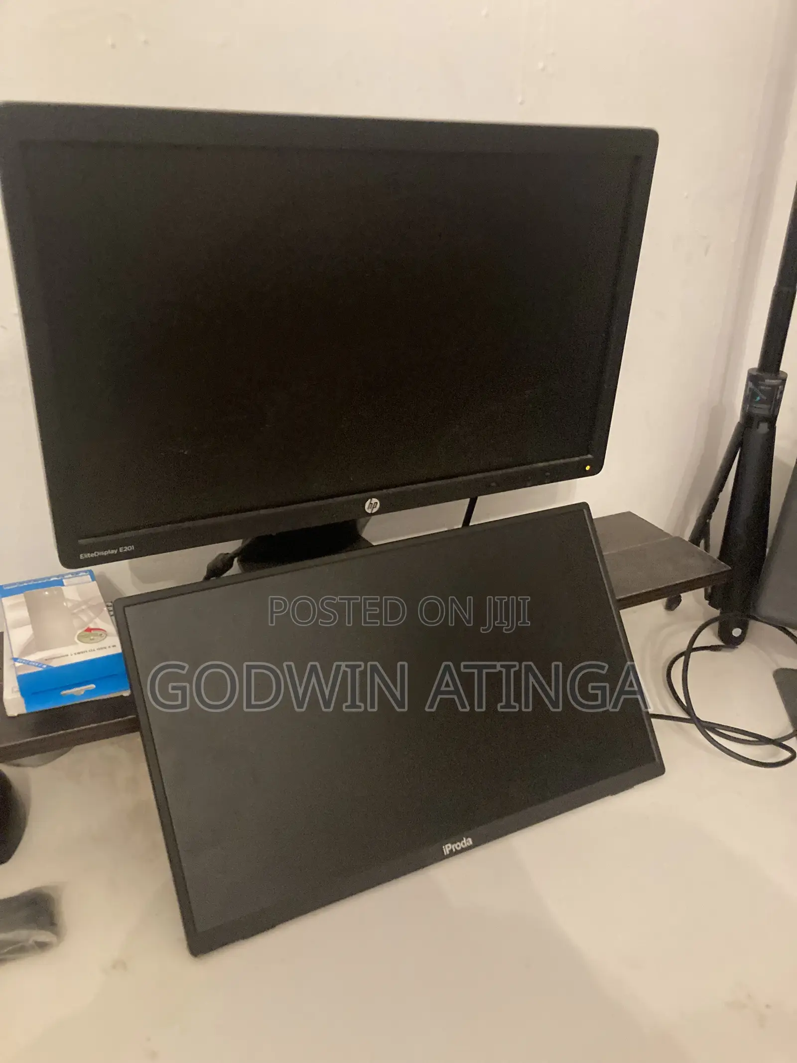 18.5 Inches Portable Monitor