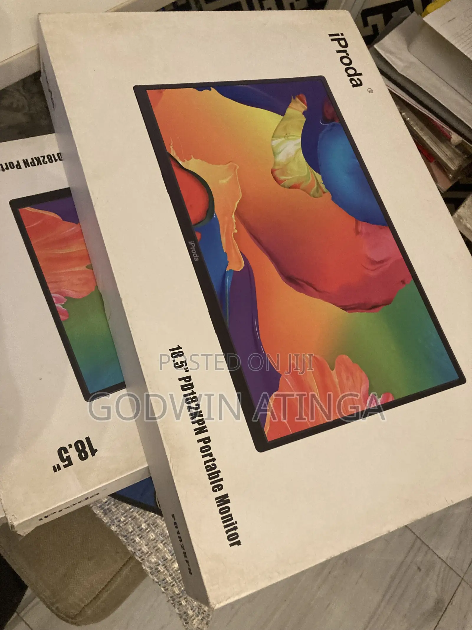 18.5 Inches Portable Monitor