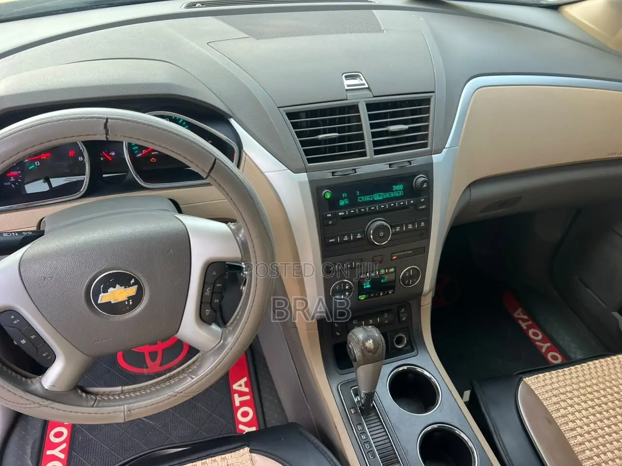 Chevrolet Traverse 2012 Black