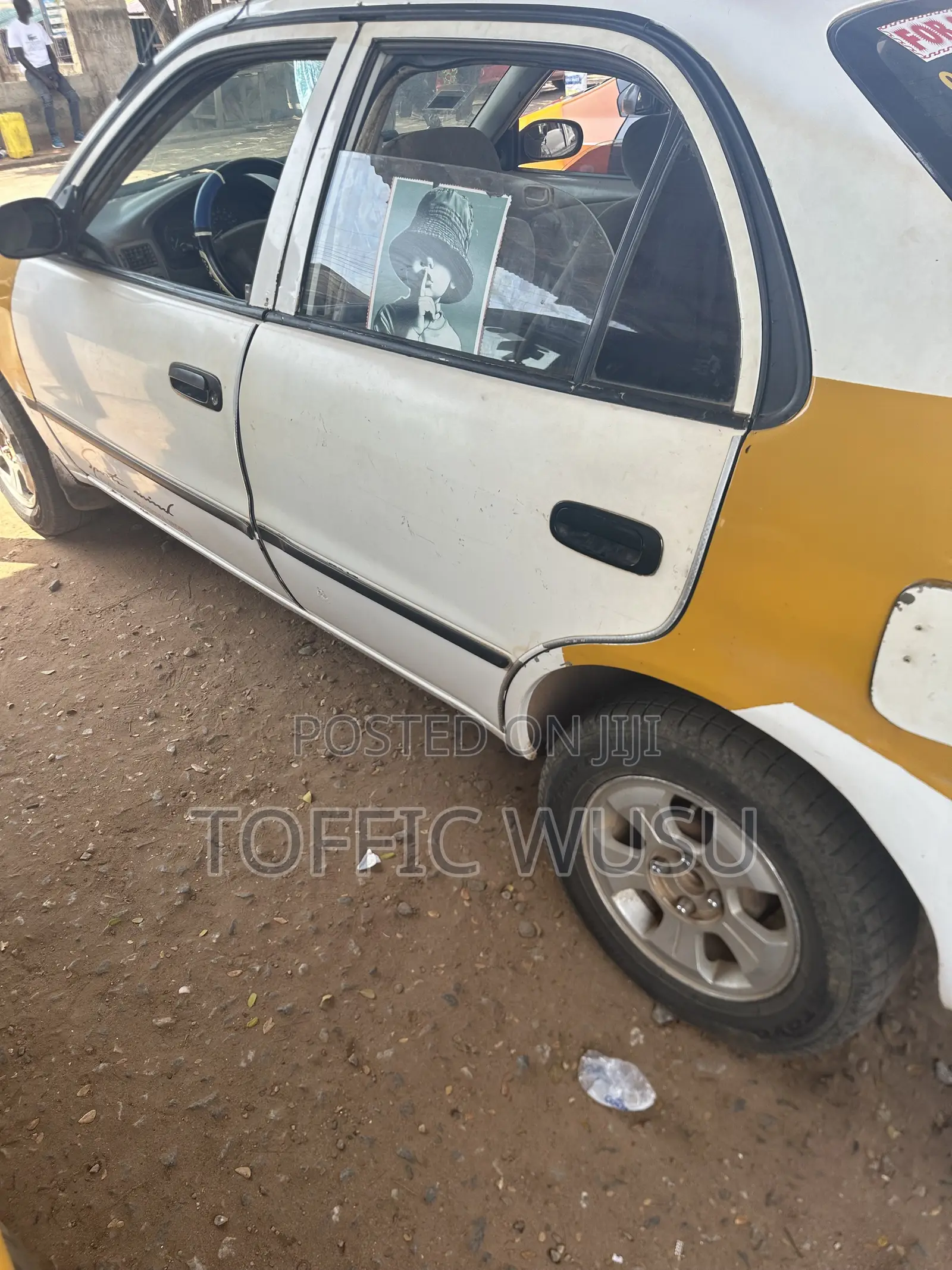 Toyota Corolla Automatic 1999 White
