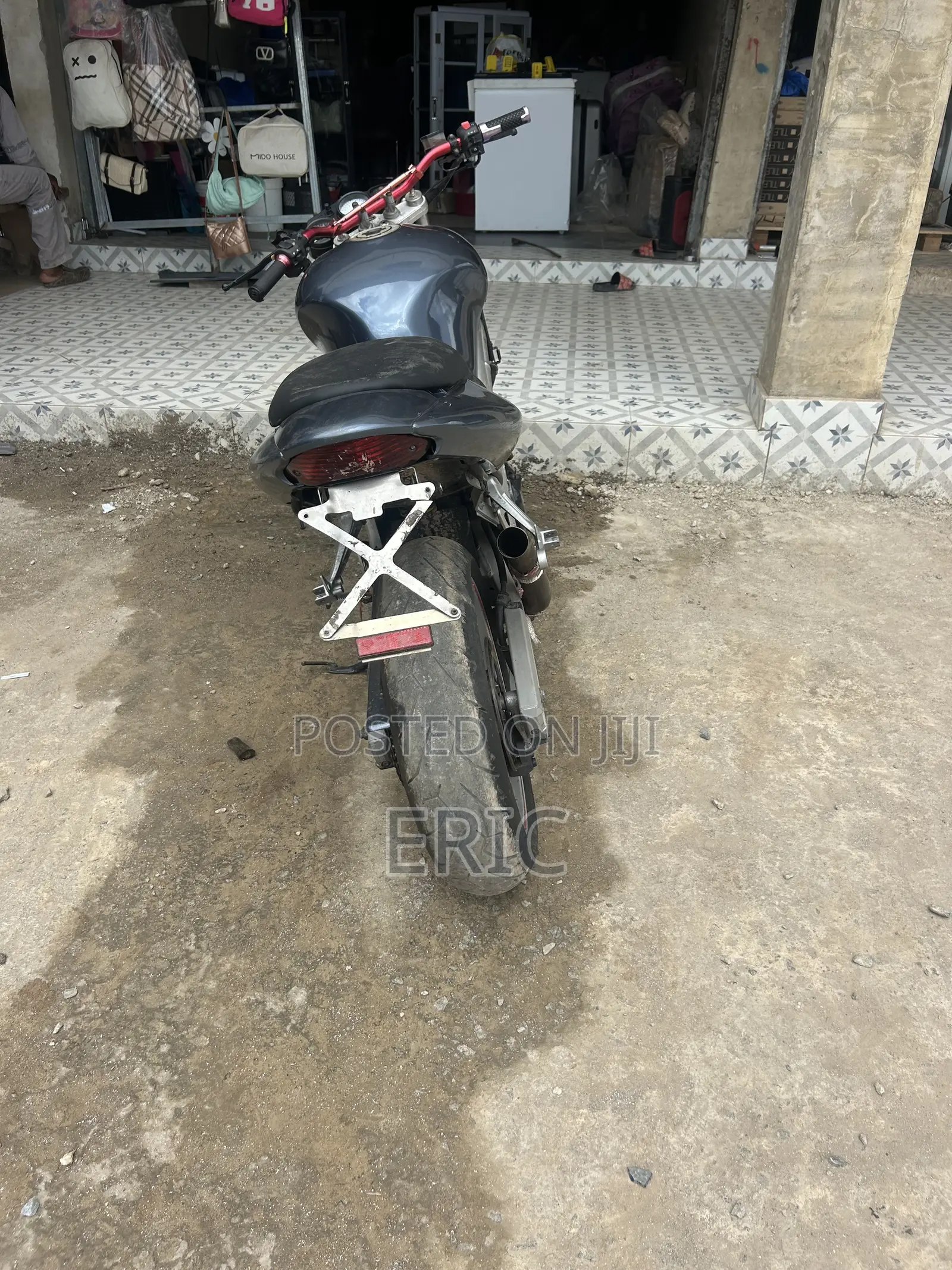 Suzuki SFV650 2012 Blue