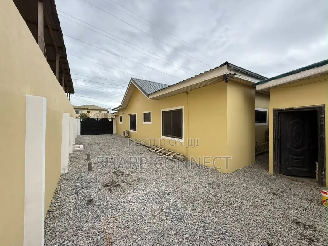 3bdrm House in Kasoa Krispol City, Opeikuma for sale