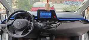 Toyota C-HR 2021 White