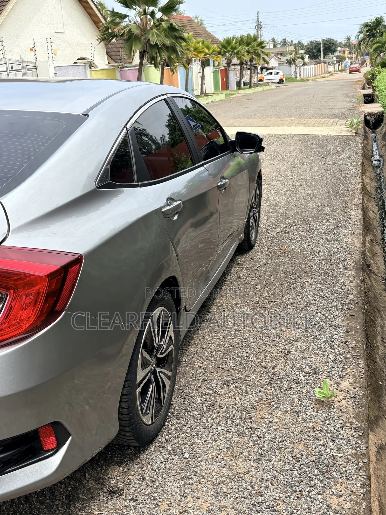 Honda Civic EX-L 4dr Sedan (1.5L 4cyl) 2016 Silver