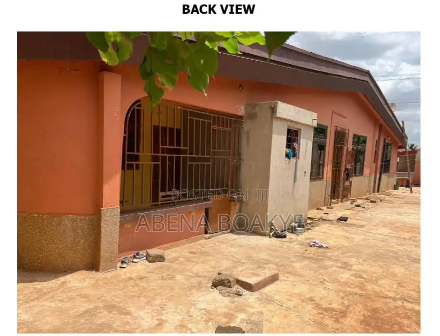 Furnished 6bdrm House in Kumasi Metropolitan for sale