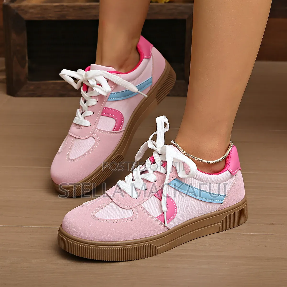 Beautiful Sneakers Size 42 Only
