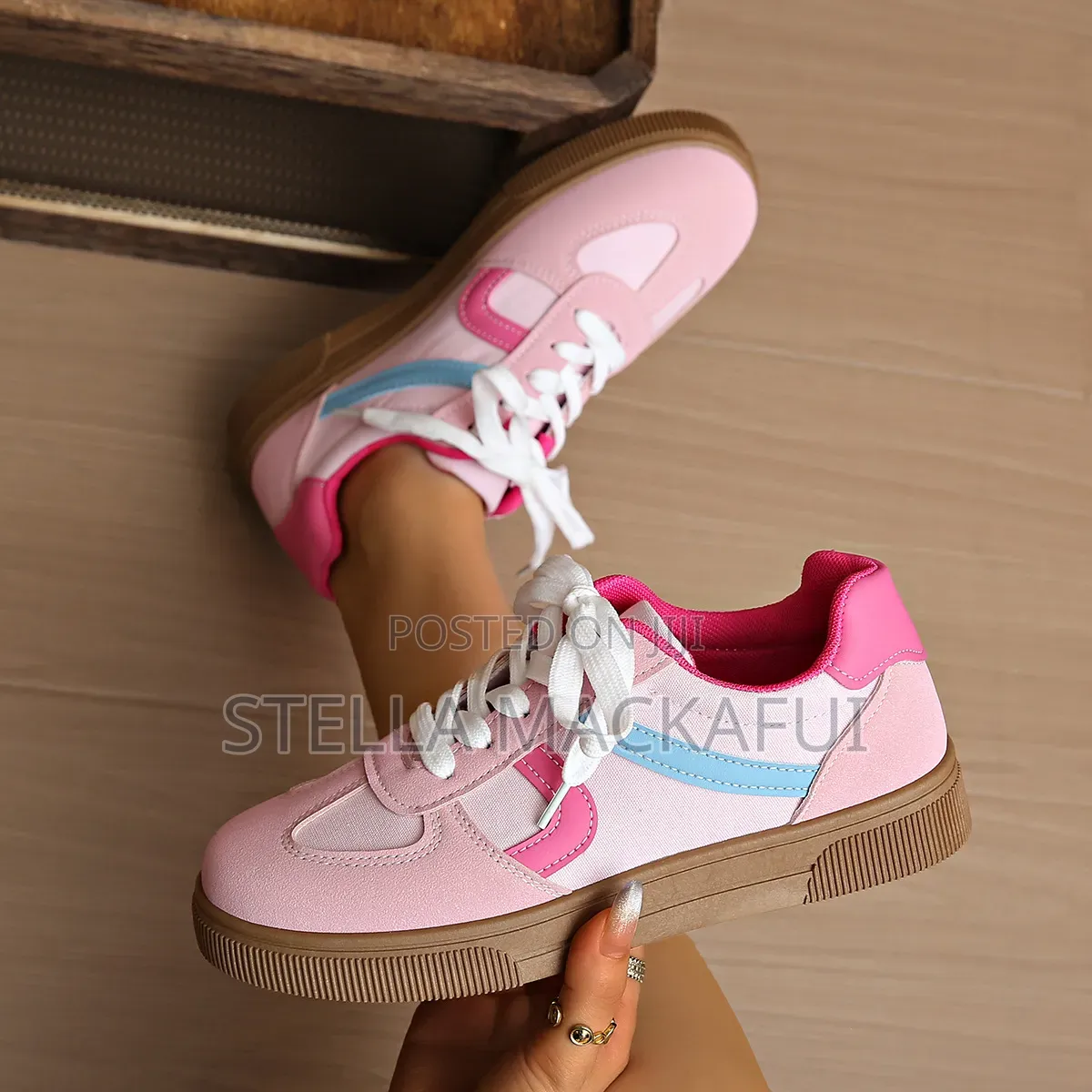Beautiful Sneakers Size 42 Only