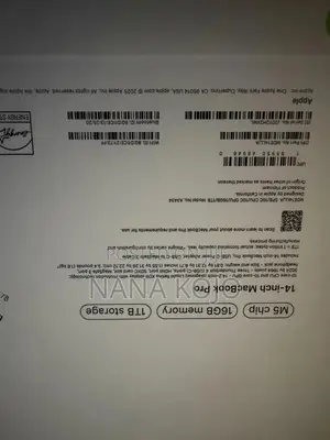 New Laptop Apple MacBook Pro 16GB Apple M5 SSD 1T