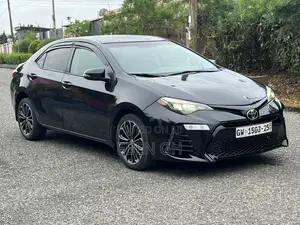 Toyota Corolla S 4dr Sedan (1.8L 4cyl CVT) 2015 Black