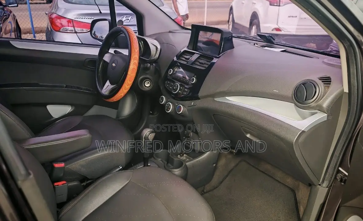 Chevrolet Spark 1LT 4dr Hatchback (1.2L 4cyl 5M) 2015 Gray
