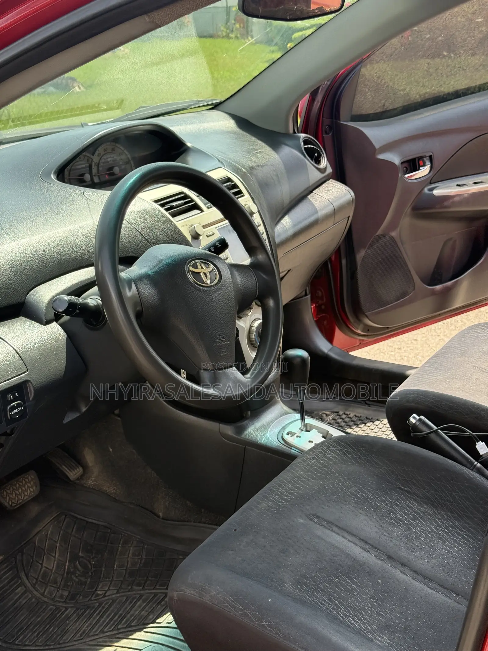 Toyota Yaris 1.5 2009 Red