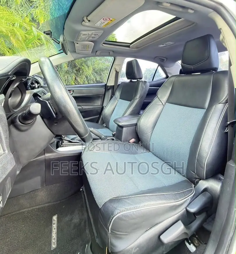 Toyota Corolla S 4dr Sedan (1.8L 4cyl CVT) 2014 White