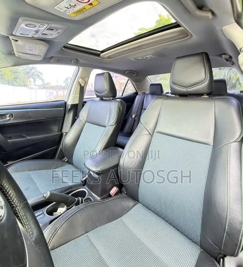 Toyota Corolla S 4dr Sedan (1.8L 4cyl CVT) 2014 White