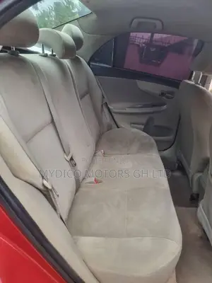Toyota Corolla LE 4dr Sedan (1.8L 4cyl 4A) 2013 Red