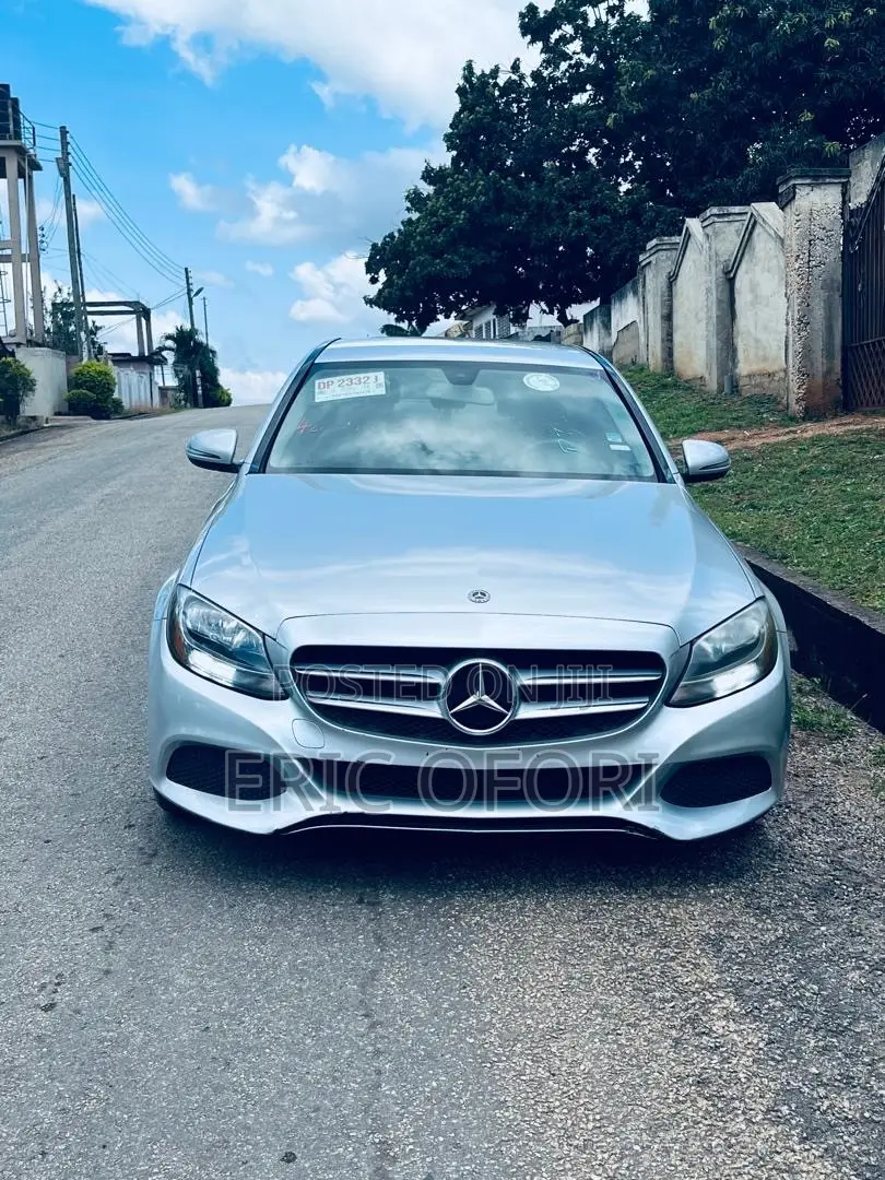 Mercedes-Benz C300 Luxury 4matic Sedan AWD (2.0L 4cyl 7A) 2017 Silver