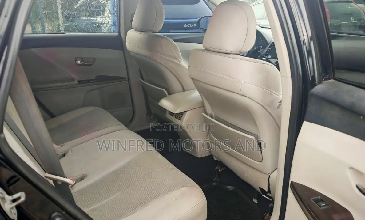 Toyota Venza AWD 2012 Black