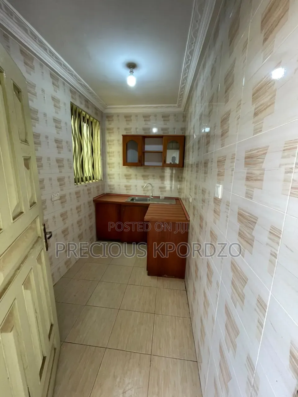 2bdrm Apartment in Botwe Highways, School Junction for rent