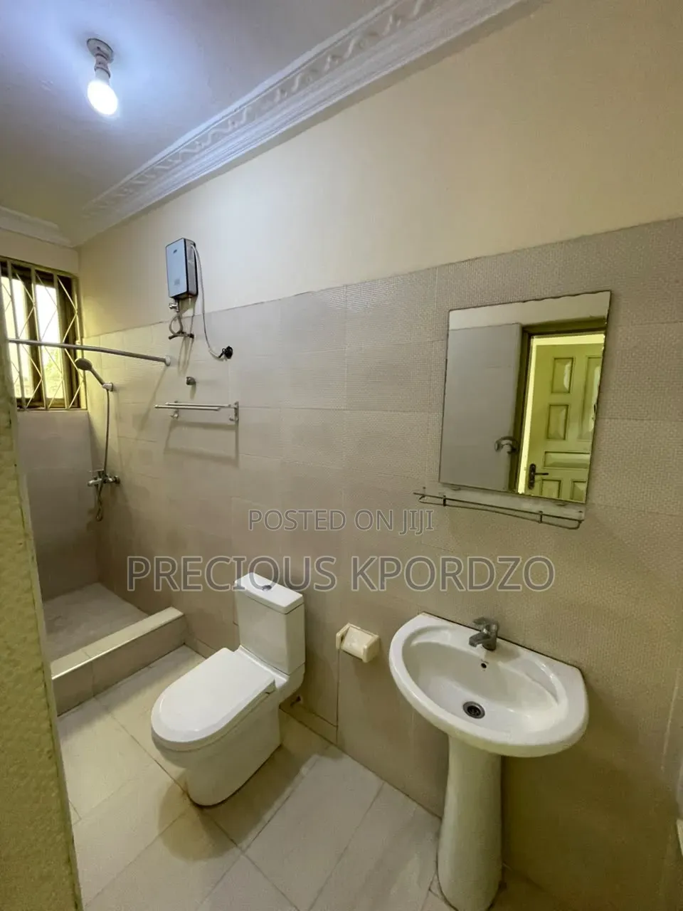 2bdrm Apartment in Botwe Highways, School Junction for rent