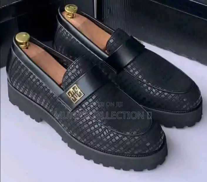 Men’s Shoes