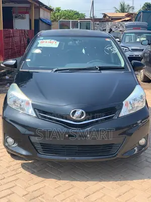 Toyota Vitz 2014 Black