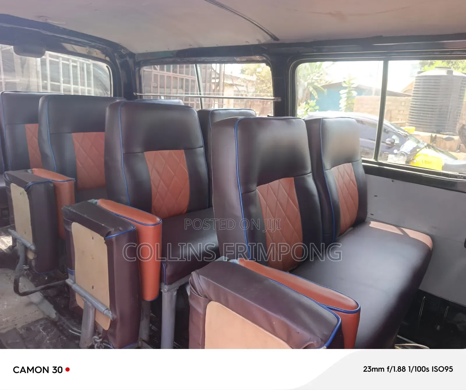 Toyota HiAce 2010 Black