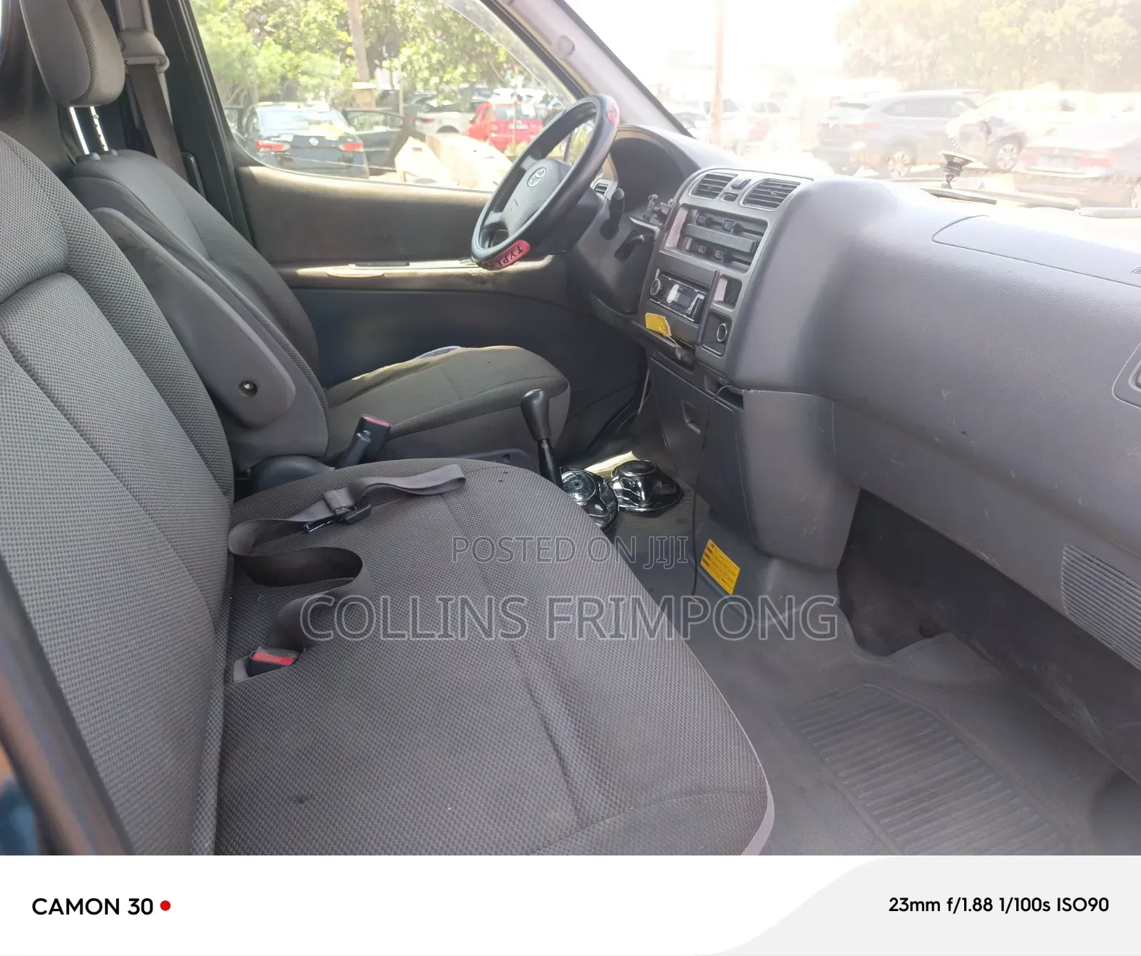 Toyota HiAce 2010 Black