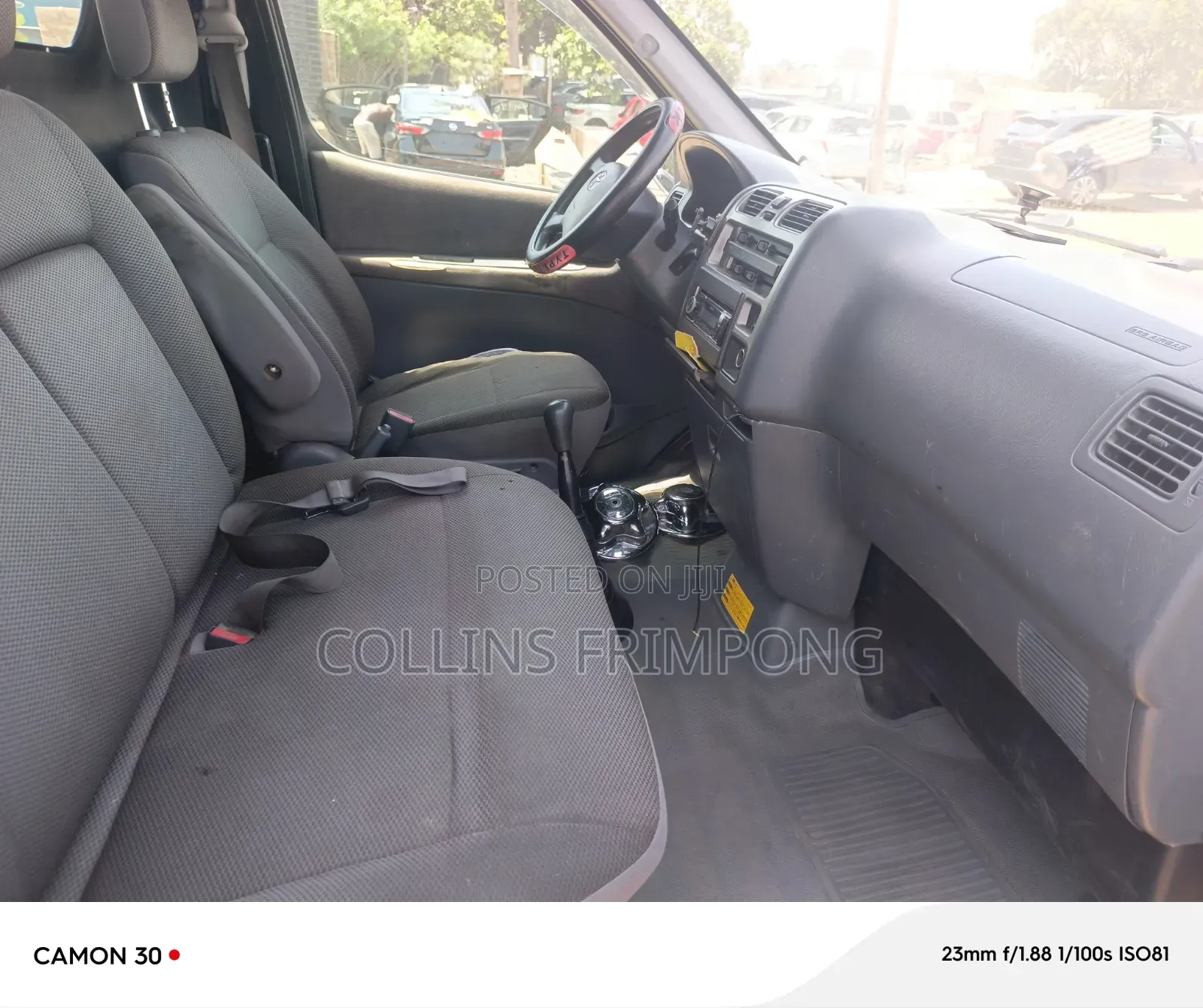 Toyota HiAce 2010 Black