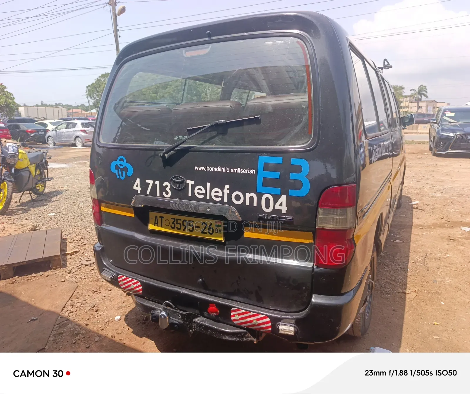 Toyota HiAce 2010 Black