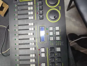 Max 512 Lighting Controller