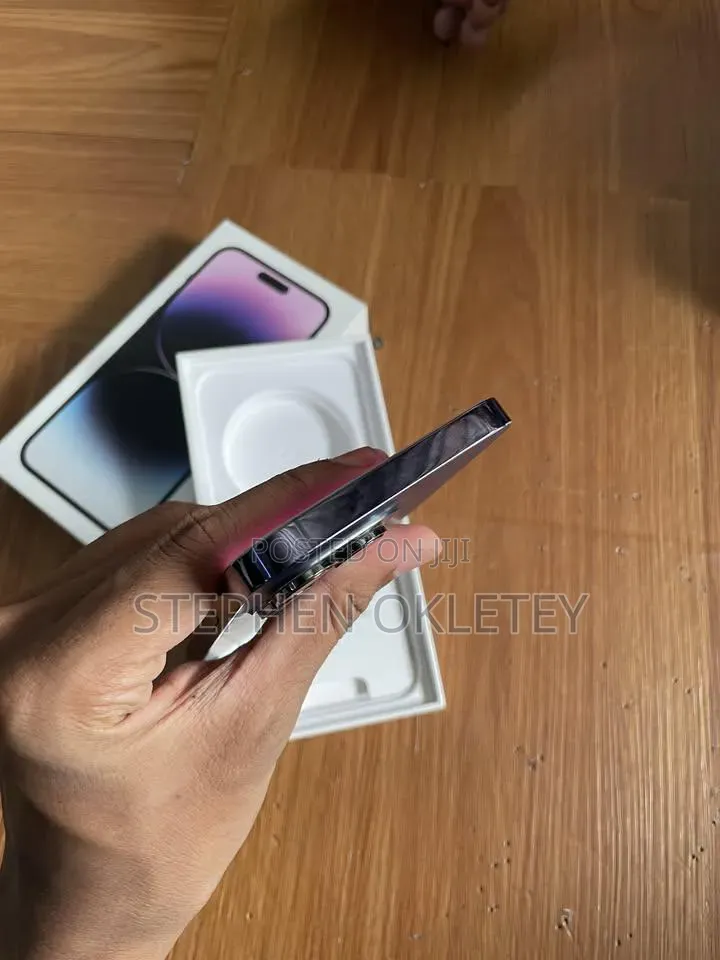 New Apple iPhone 14 Pro Max 256 GB Purple