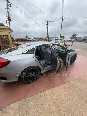 Honda Civic EX 4dr Hatchback (1.5L 4cyl) 2017 Silver