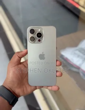 Apple iPhone 15 Pro Max 256 GB Silver