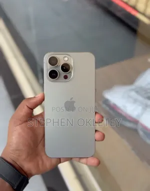 Apple iPhone 15 Pro Max 256 GB Silver