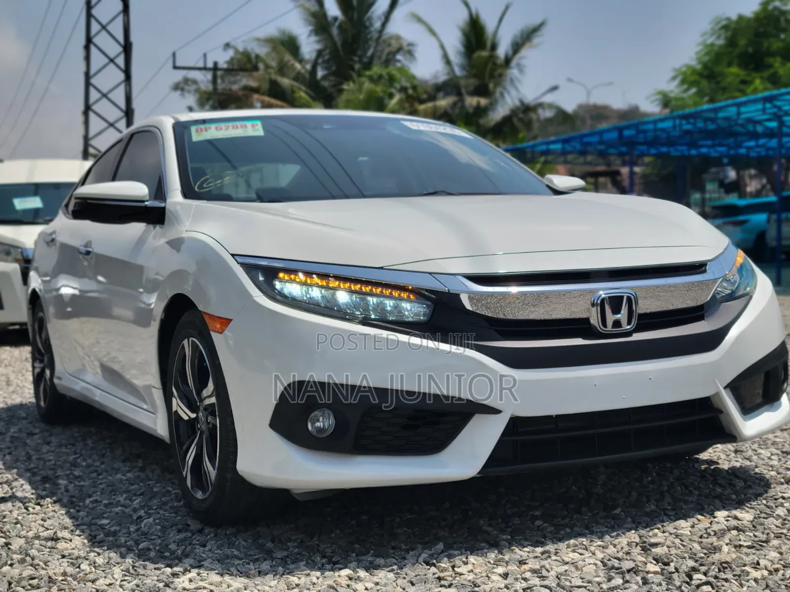 Honda Civic Touring 4dr Sedan (1.5L 4cyl) 2016 White