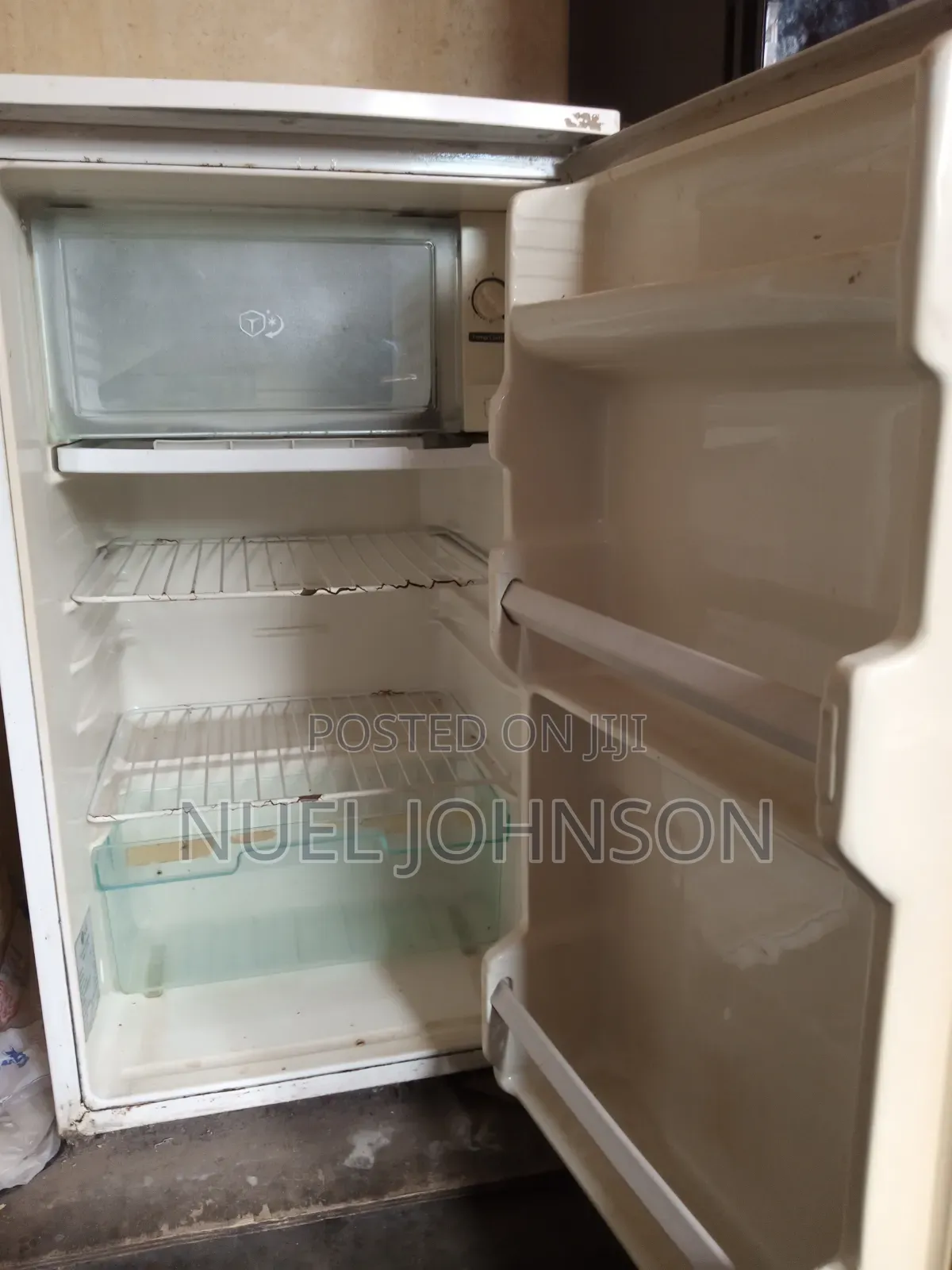 LG
Single-Door Compact /Mini Refrigerators