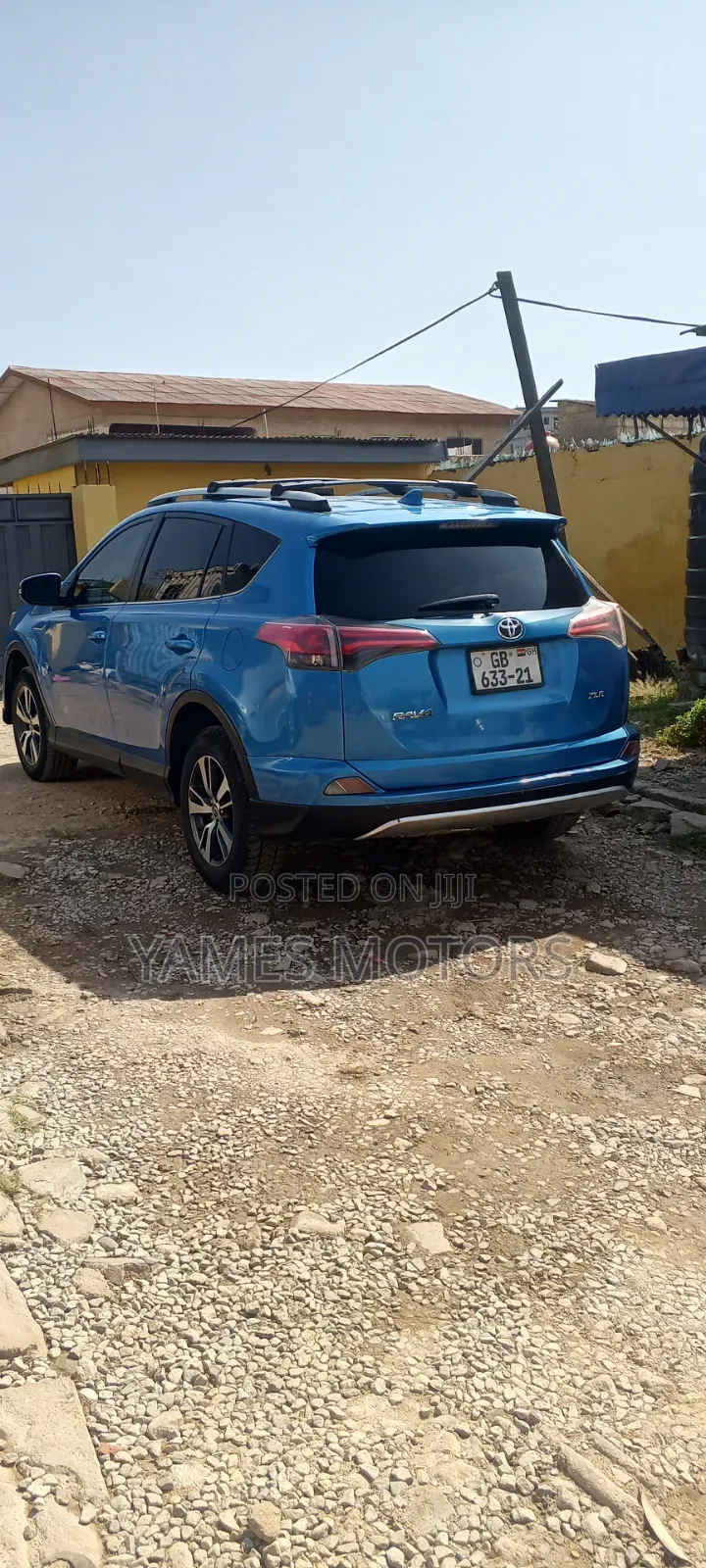 Toyota RAV4 XLE AWD (2.5L 4cyl 6A) 2017 Blue