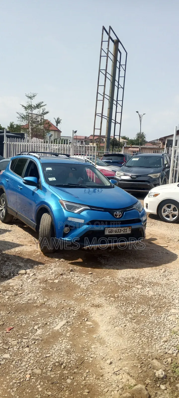 Toyota RAV4 XLE AWD (2.5L 4cyl 6A) 2017 Blue