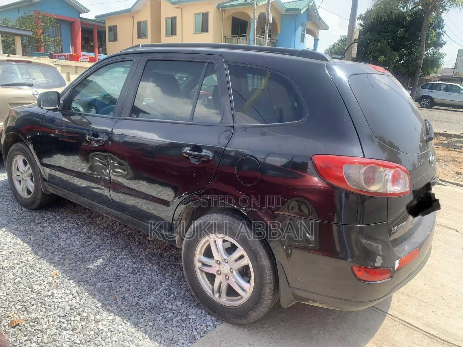 Hyundai Santa Fe 2011 Black