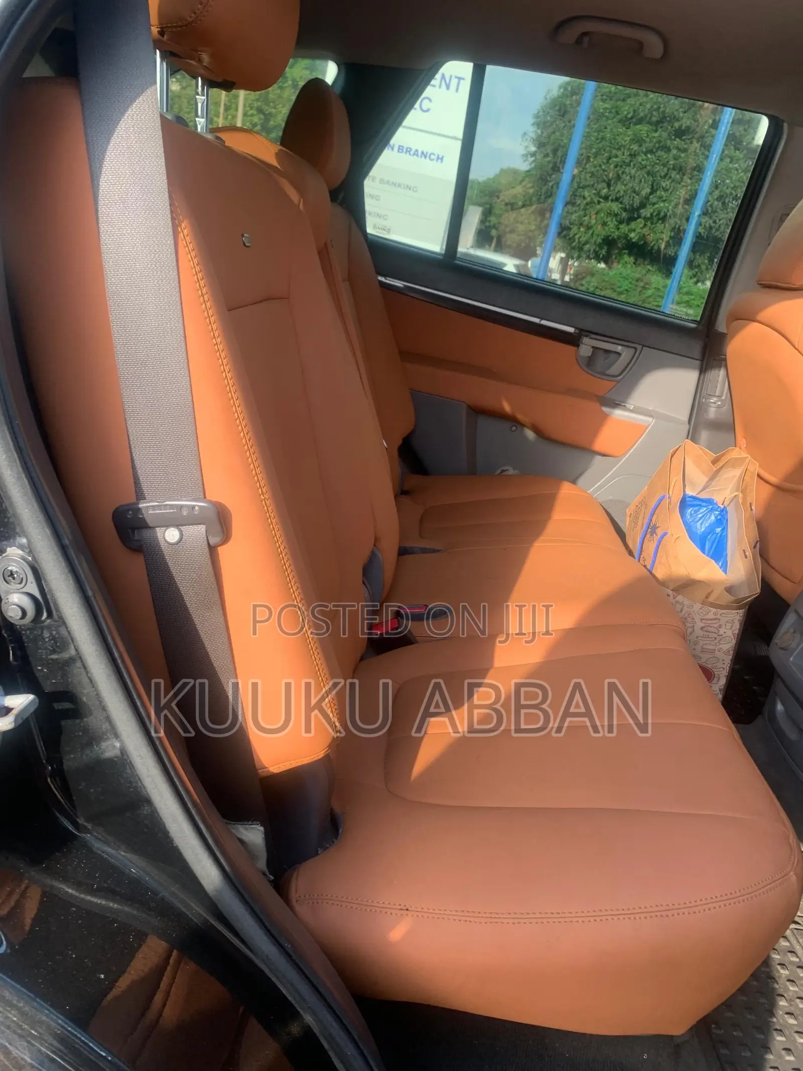 Hyundai Santa Fe 2011 Black