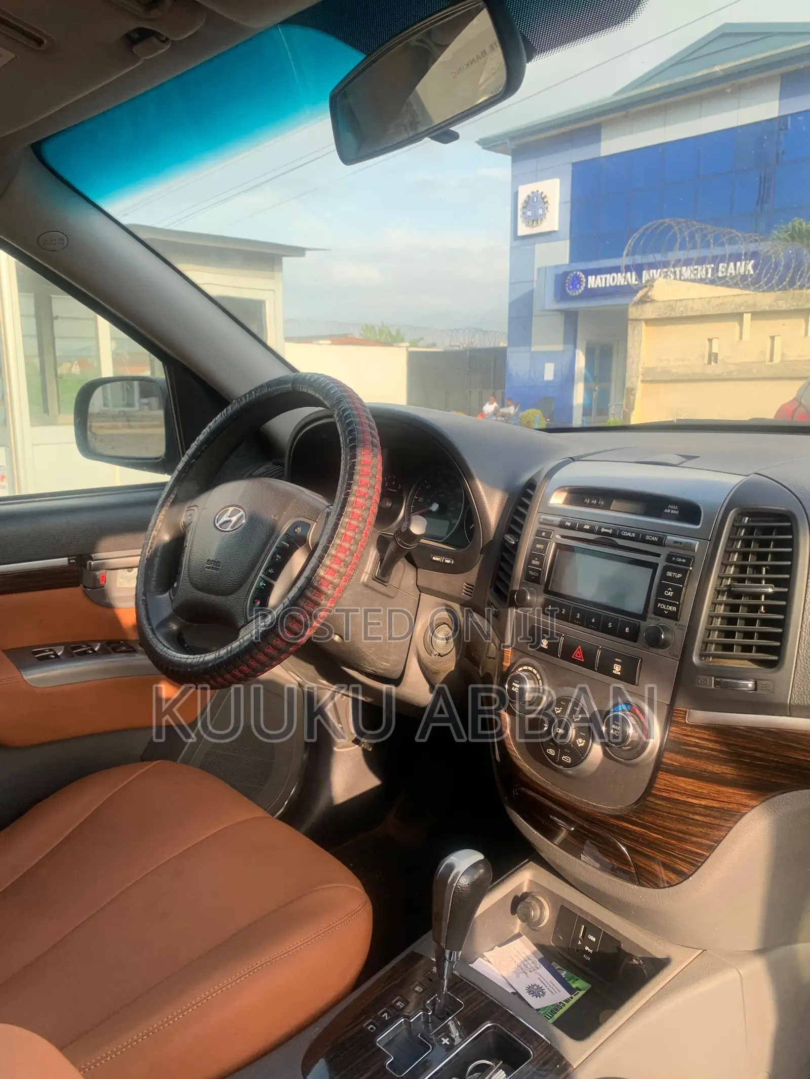 Hyundai Santa Fe 2011 Black